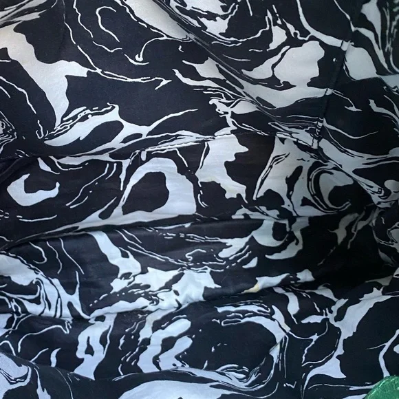 Leifsdottir green leather purse soft expandable sides and bottom   #PU - Picture 15 of 15